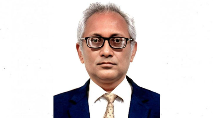 দুদক সচিব হিসেবে কর্মস্থলে যোগ দিলেন মোহাম্মদ খালেদ রহীম